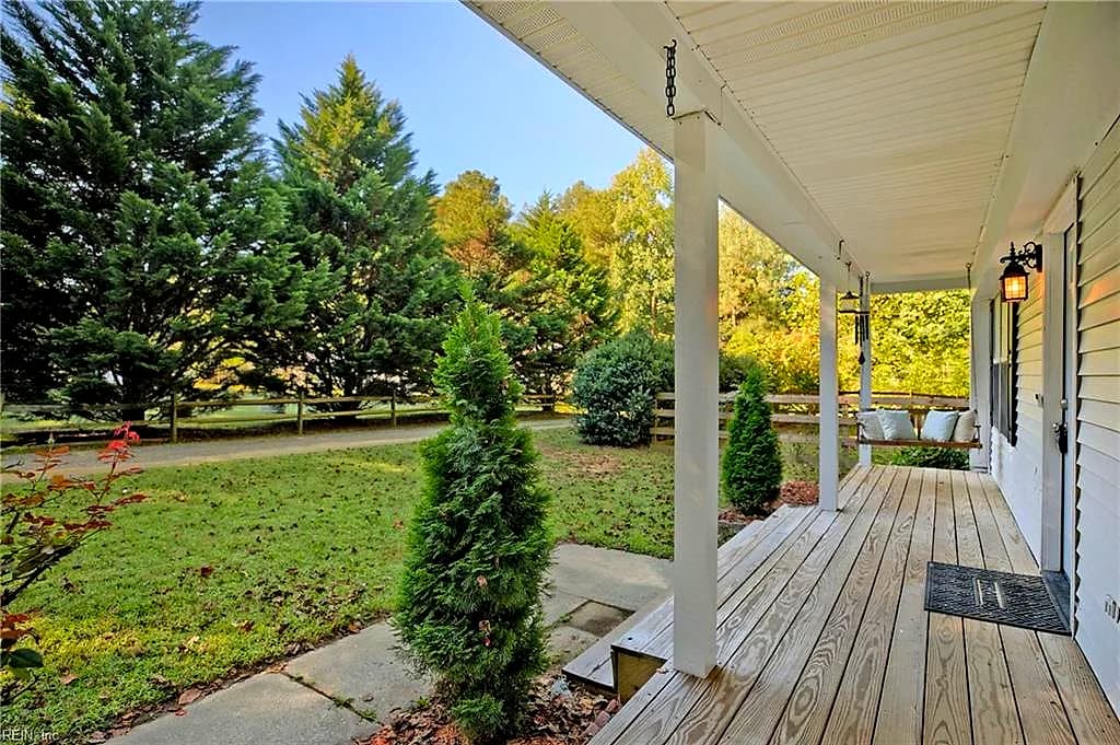 3931 Crosscreek LN, GLOUCESTER VA 23061 - Photo 4