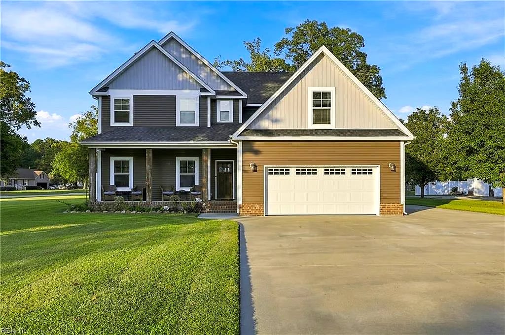 101 E Robin CT, South Mills — 4 bed Residential, 2,900 sqft