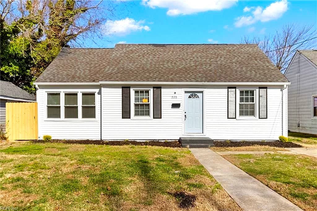 929 17 ST, NEWPORT NEWS VA 23607 - Photo 2