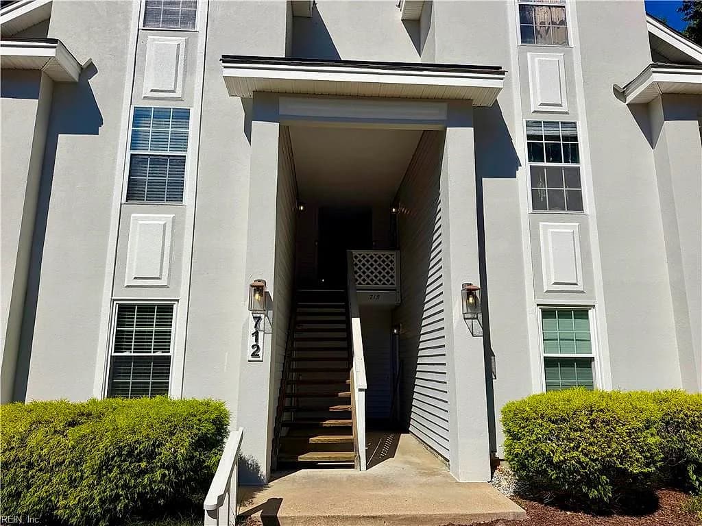 712 Inlet QUAY #H, CHESAPEAKE VA 23320 - Photo 2