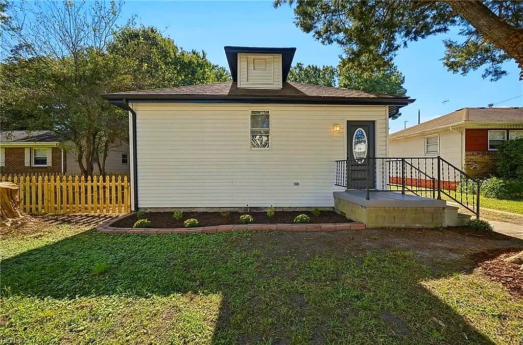 5207 Norvella AVE, NORFOLK VA 23513 - Photo 3