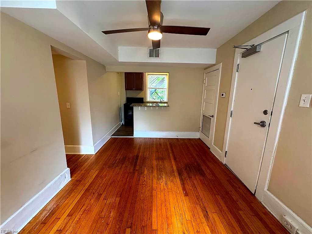 1217 Colonial AVE #B3, NORFOLK VA 23517 - Photo 5