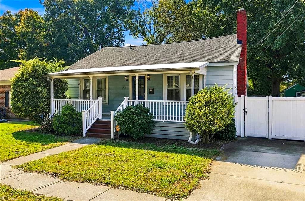 305 Lenox AVE, NORFOLK VA 23503 - Photo 4
