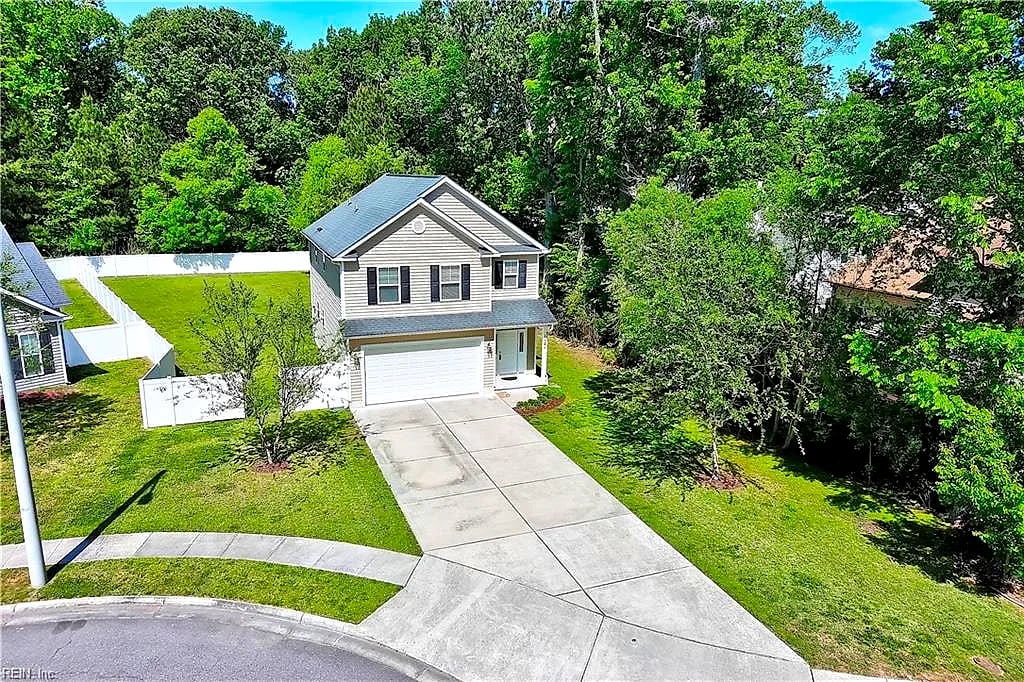 1121 Kinderly Ln, Chesapeake, VA