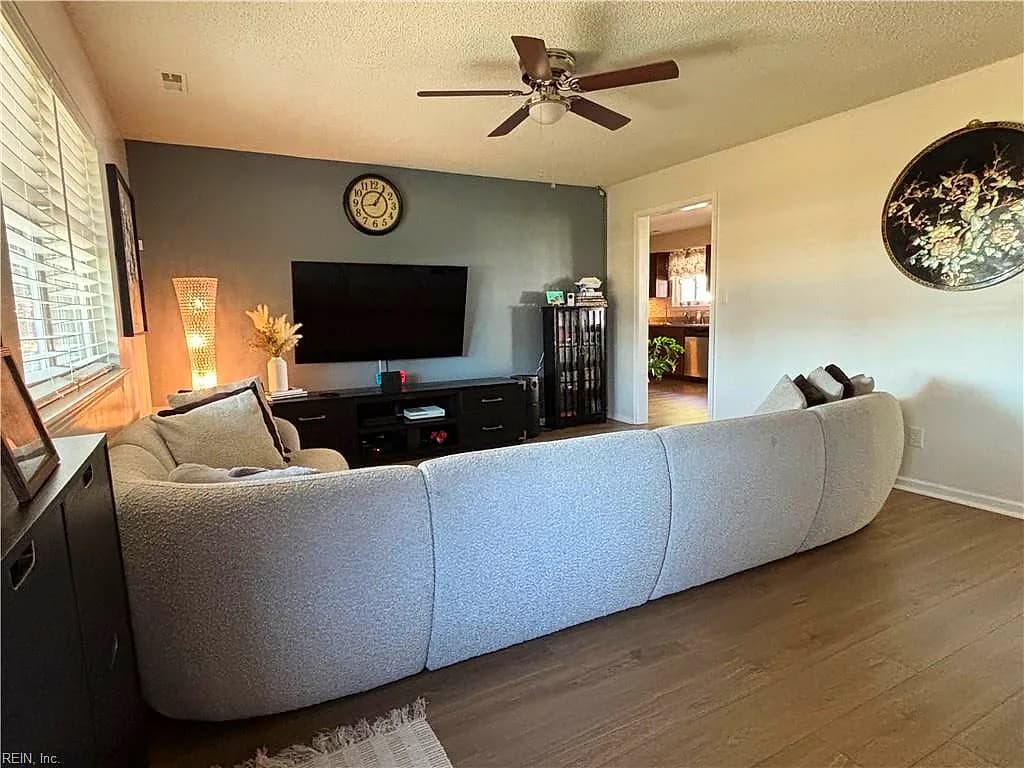 3000 Magic Hollow BLVD, VIRGINIA BEACH VA 23453 - Photo 4