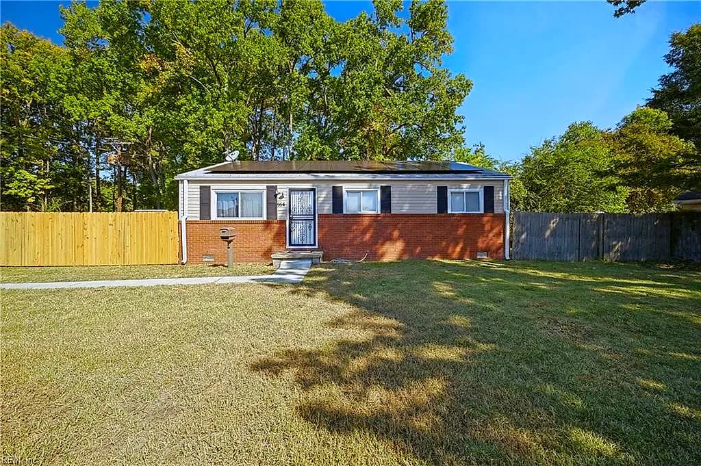 954 Dovercourt RD, NORFOLK VA 23518 - Main photo