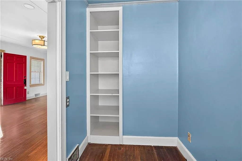 130 Braddock RD, HAMPTON VA 23661 - Photo 5
