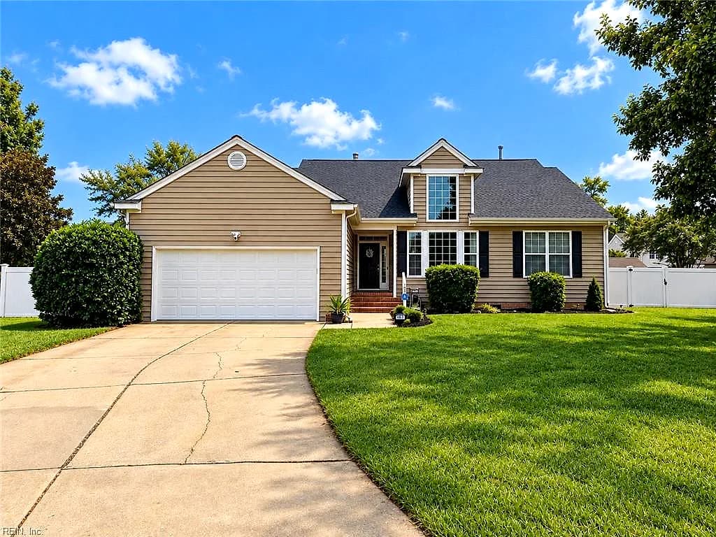 108 Paula CT, YORKTOWN VA 23693 - Photo 2