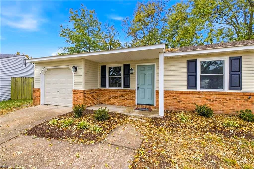 4985 Ruth RD, VIRGINIA BEACH VA 23464 - Photo 4
