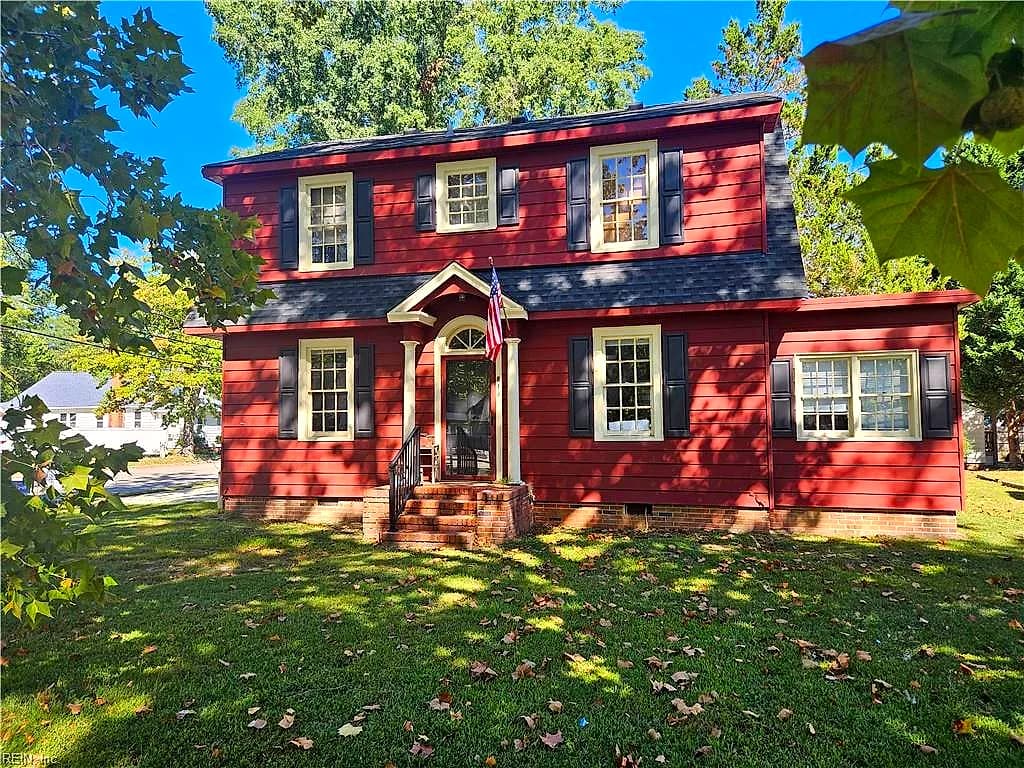 813 Richmond RD, WILLIAMSBURG VA 23185 - Photo 3