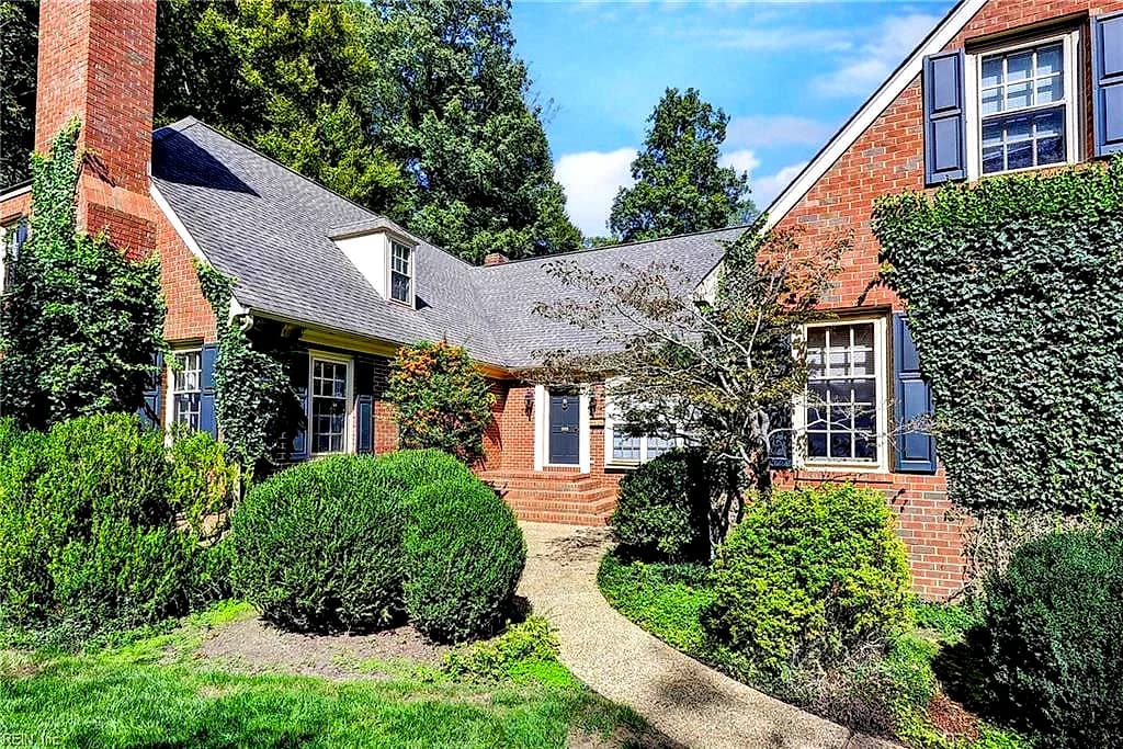 7 Bayberry LN, WILLIAMSBURG VA 23185 - Photo 4