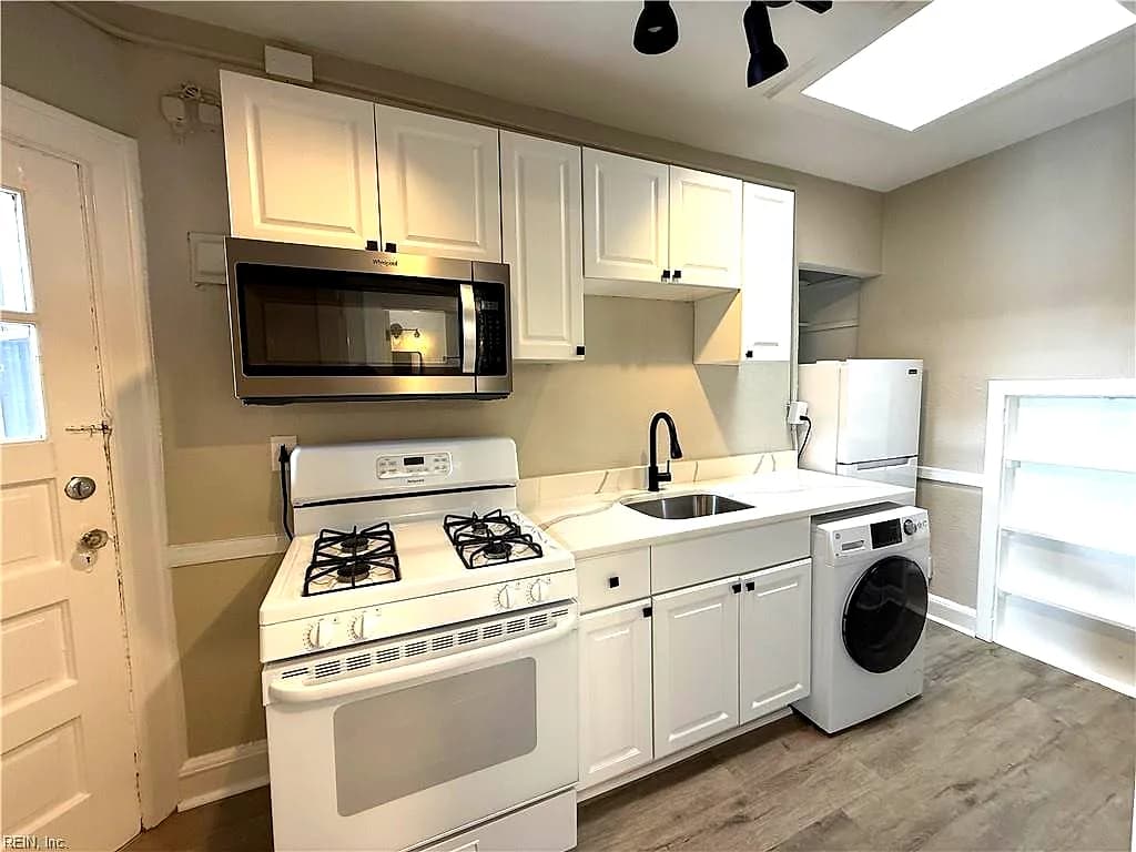 601 Graydon AVE #C5, NORFOLK VA 23507 - Photo 3