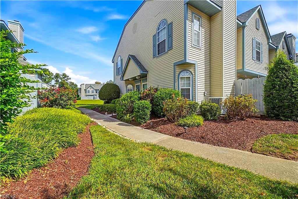 5320 Bardith CIR, VIRGINIA BEACH VA 23455 - Main photo