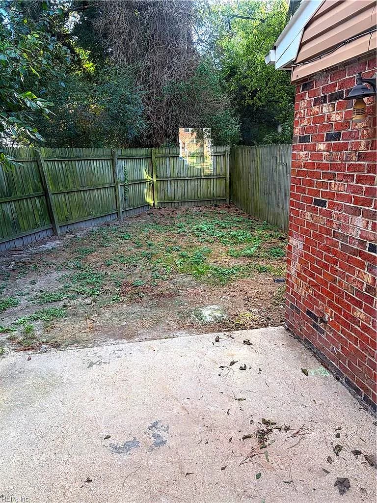 801 Grosvenor CT S, VIRGINIA BEACH VA 23462 - Photo 4