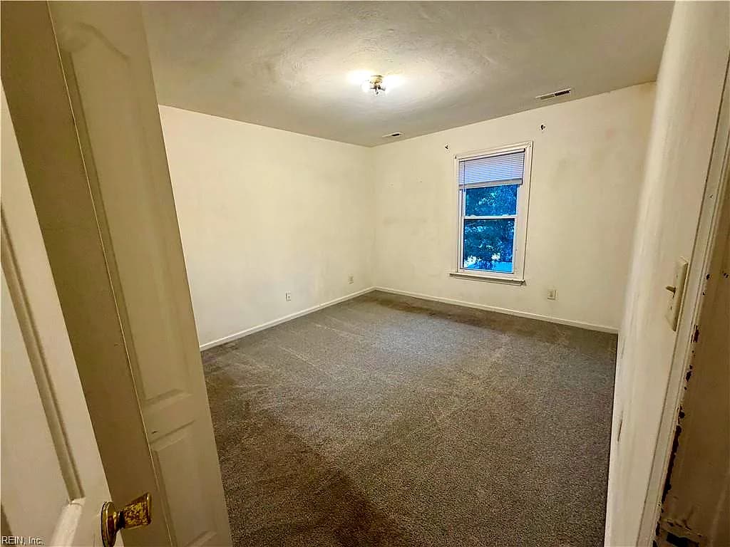 134 Chautauqua AVE, PORTSMOUTH VA 23707 - Photo 5