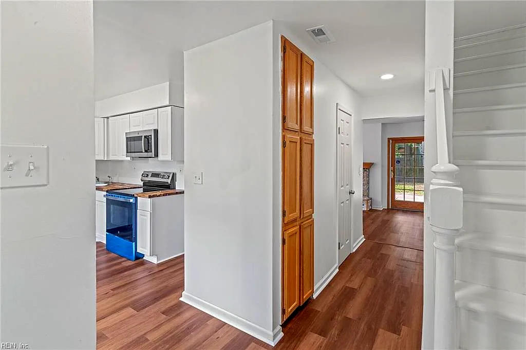 3964 Kiwanis LOOP, VIRGINIA BEACH VA 23456 - Photo 5