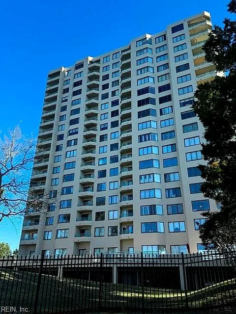 7501 River Rd #11D, Newport News, VA