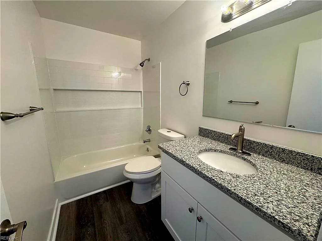 1125 Little Bay AVE #8, NORFOLK VA 23503 - Photo 4
