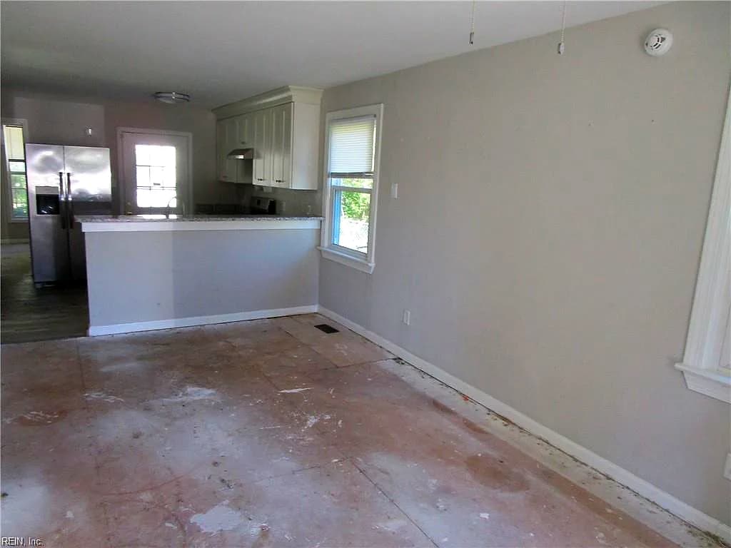 3323 Montana AVE, NORFOLK VA 23513 - Photo 5