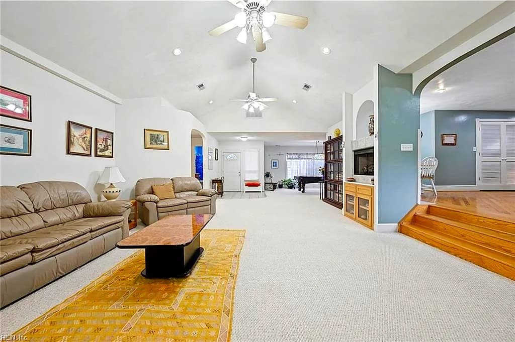 214 Sir Oliver RD, NORFOLK VA 23505 - Photo 4