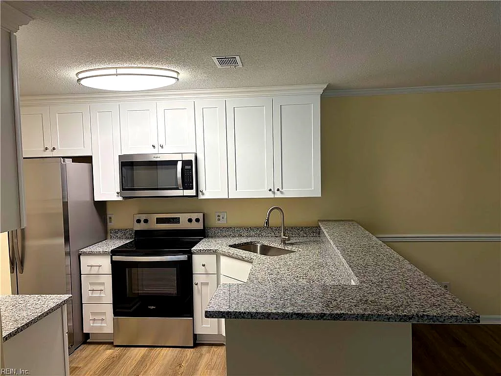 880 DRIFT TIDE DR, VIRGINIA BEACH VA 23464
