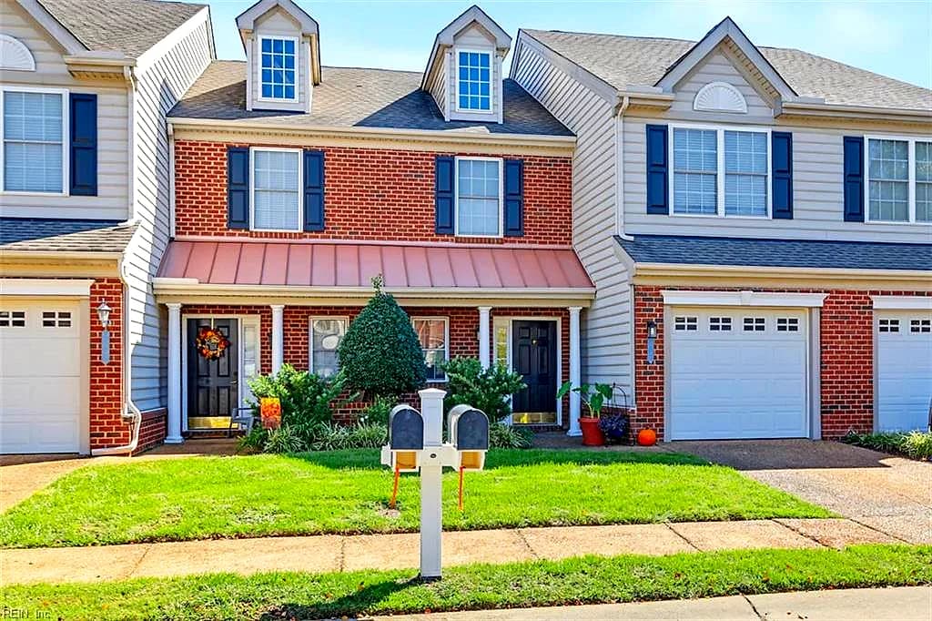 1427 Scoonie Pointe DR, CHESAPEAKE VA 23322 - Photo 4