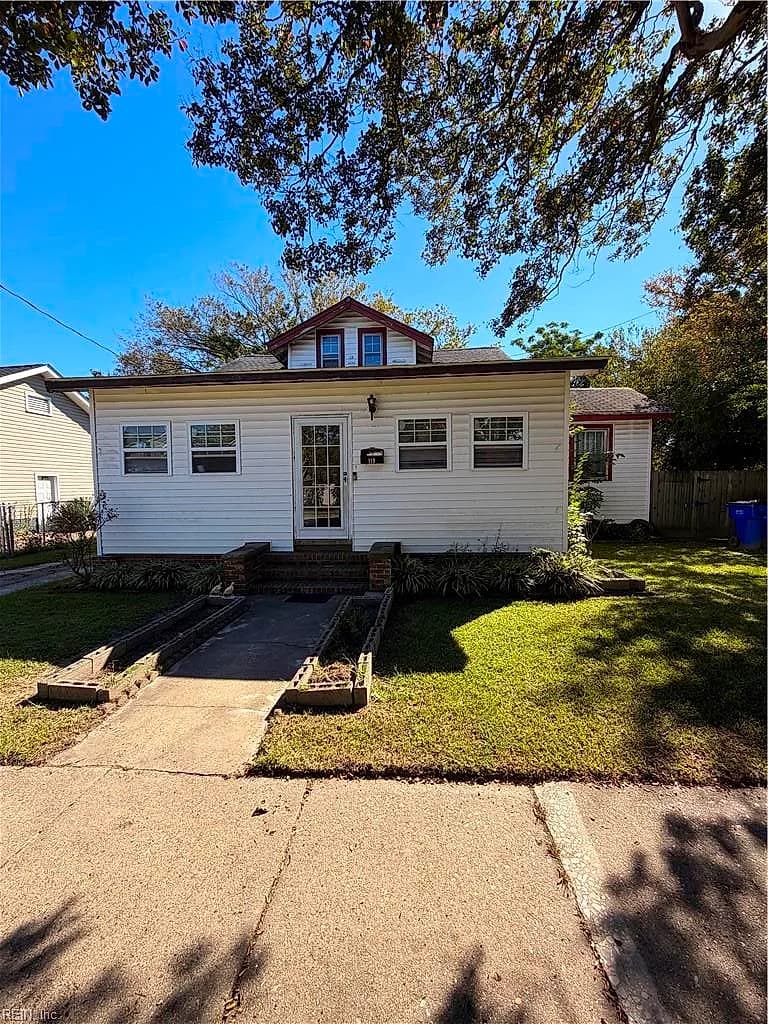 119 Beechwood AVE, NORFOLK VA 23505 - Photo 2