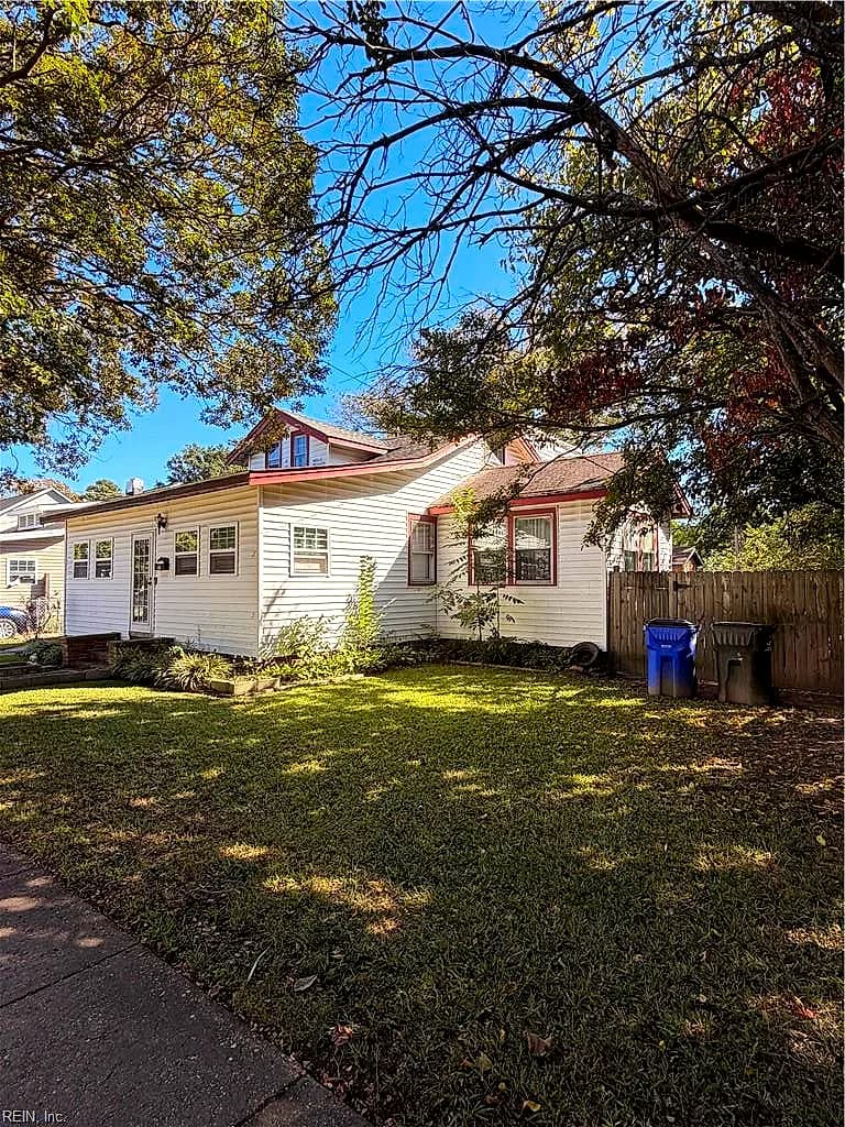 119 Beechwood AVE, NORFOLK VA 23505 - Photo 3
