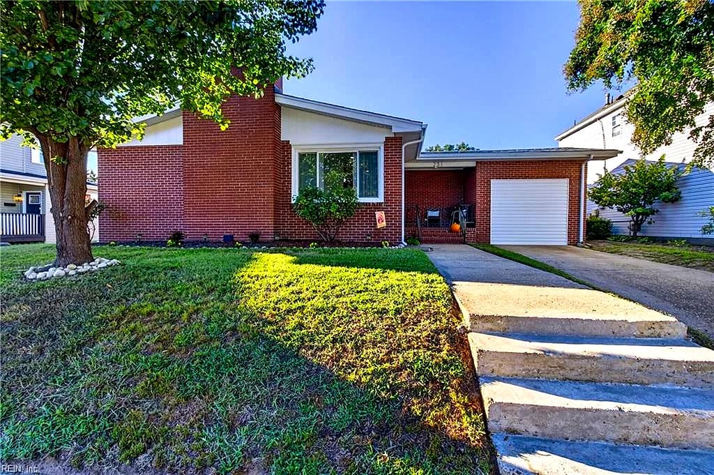 231 Blair AVE, NEWPORT NEWS VA 23607 - Photo 2