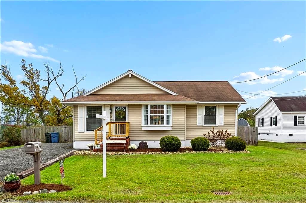 10 Messick RD, POQUOSON VA 23662 - Photo 3