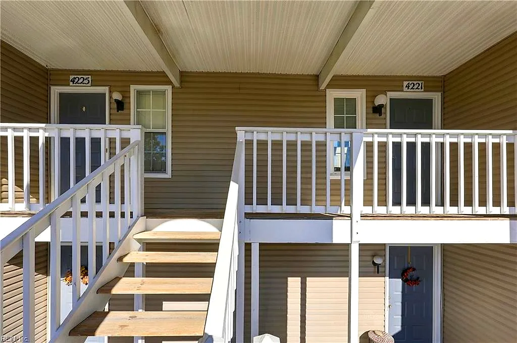 4221 Laurel Green CIR, VIRGINIA BEACH VA 23456 - Photo 3