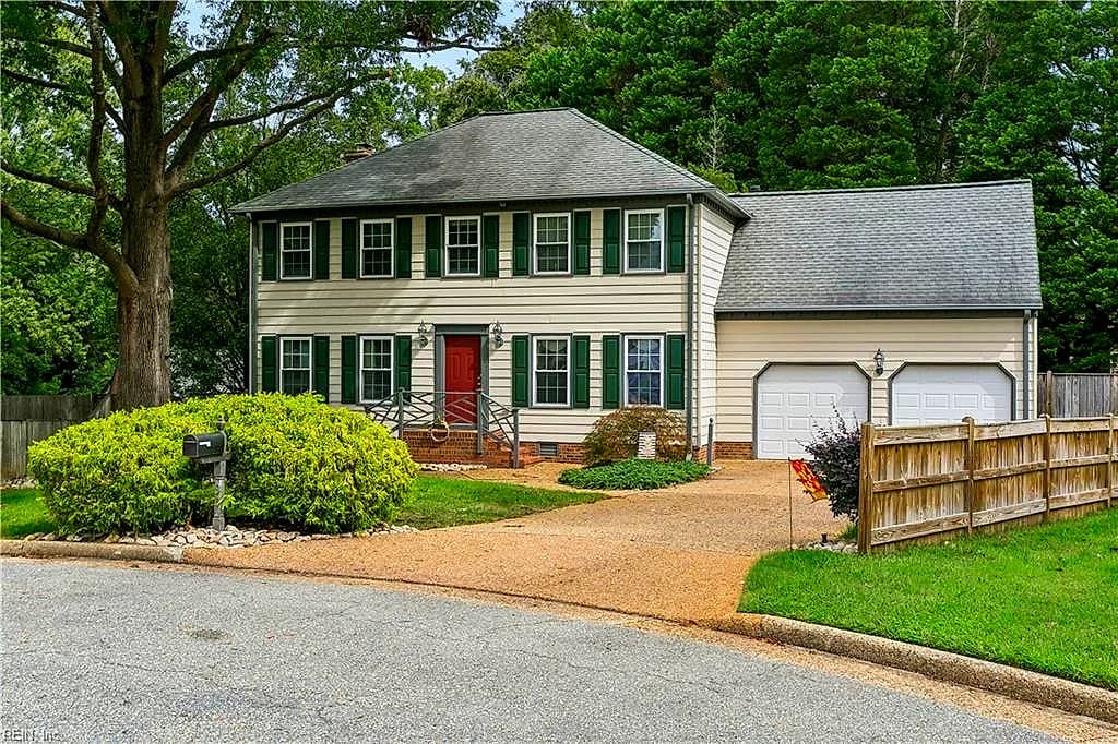 32 Padgett CT, NEWPORT NEWS VA 23606 - Main photo