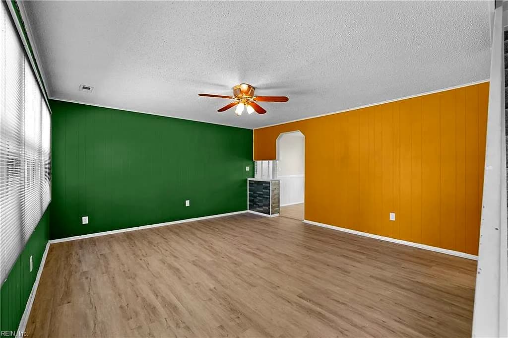 1719 N Lakeland DR, NORFOLK VA 23518 - Photo 5