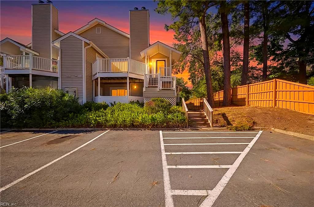 2502 Cove Point PL, VIRGINIA BEACH VA 23454 - Photo 2