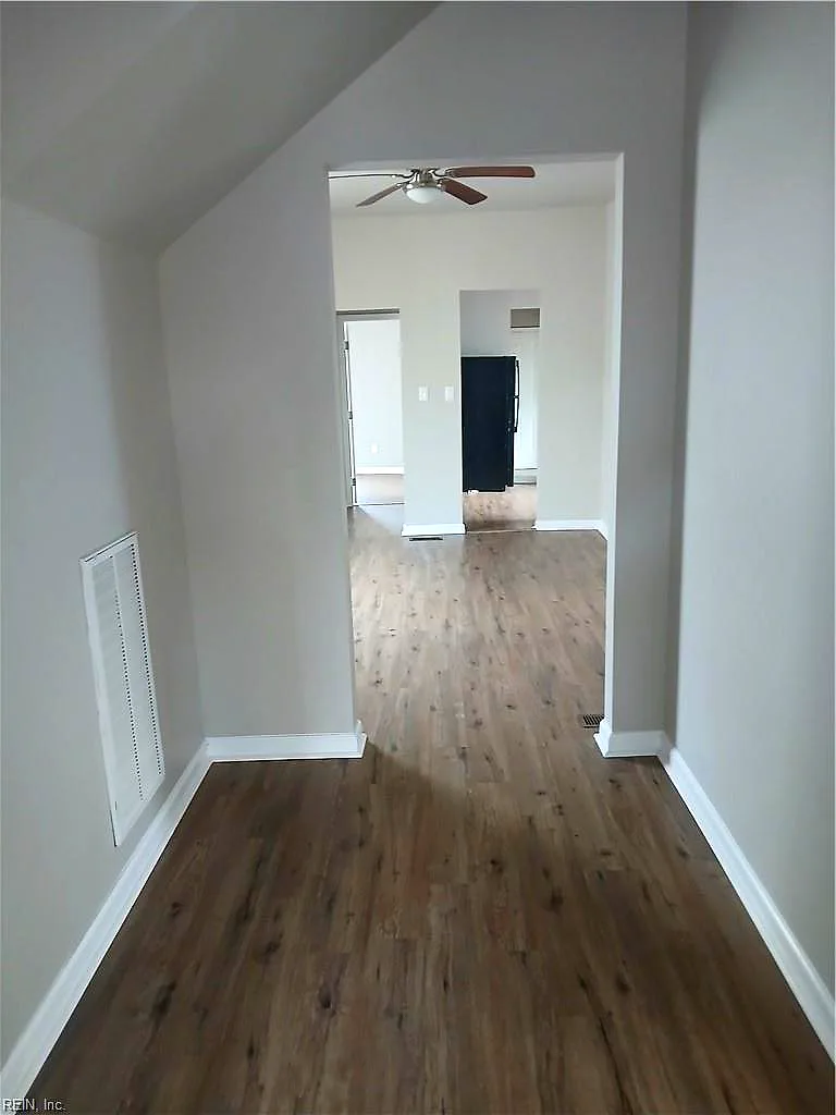 204 Central Avenue AVE, SUFFOLK VA 23434 - Photo 4