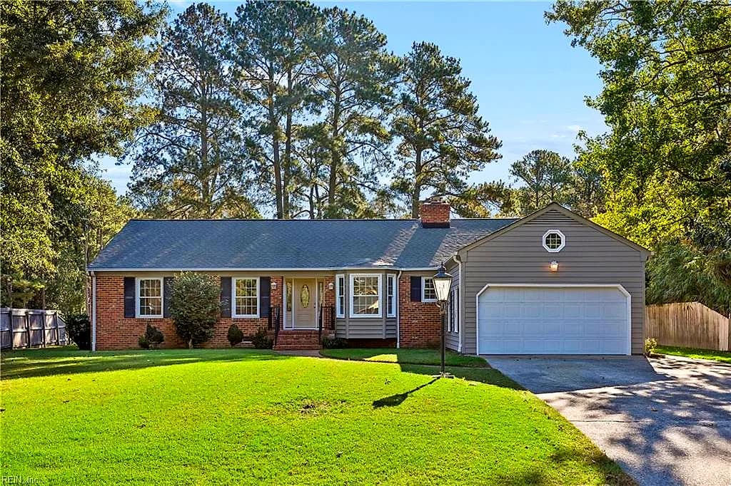 22 Hansom DR, POQUOSON VA 23662 - Main photo