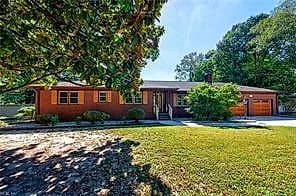 1637 Wakefield DR, VIRGINIA BEACH VA 23455 - Photo 4