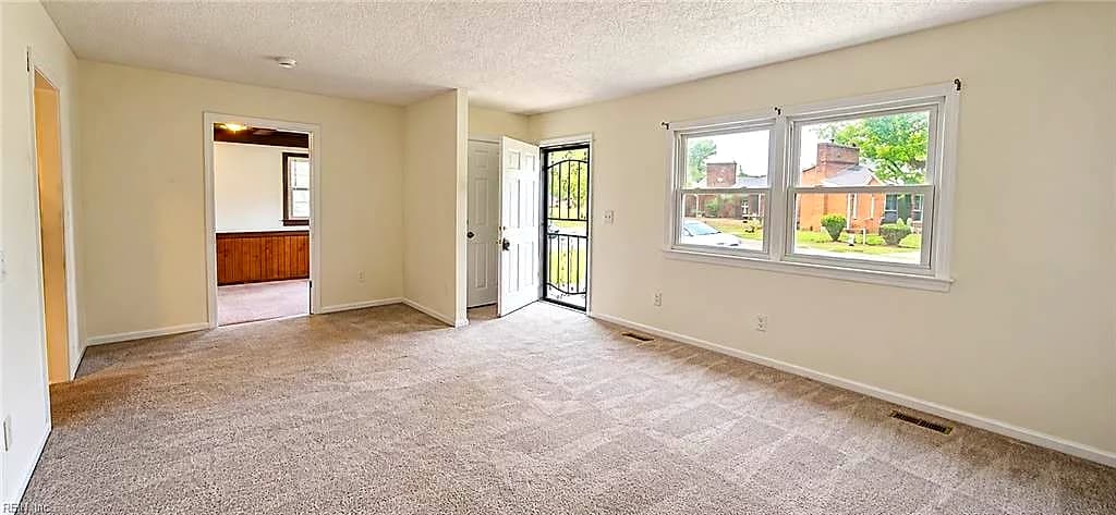 1129 78th ST, NEWPORT NEWS VA 23605 - Photo 3