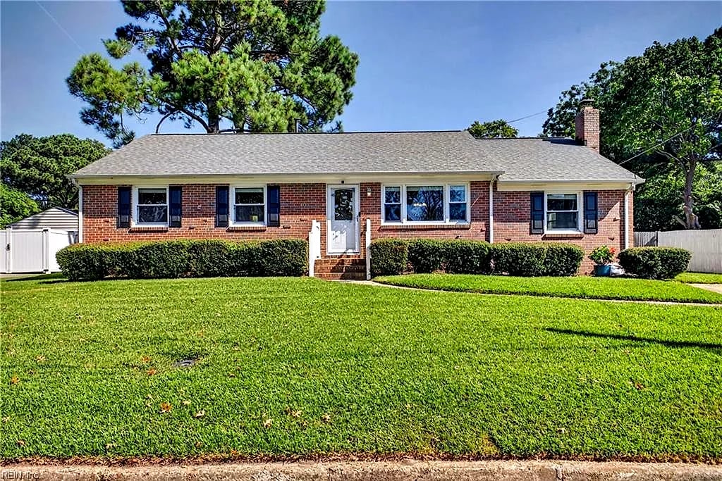 3741 Linnet LN, PORTSMOUTH VA 23703