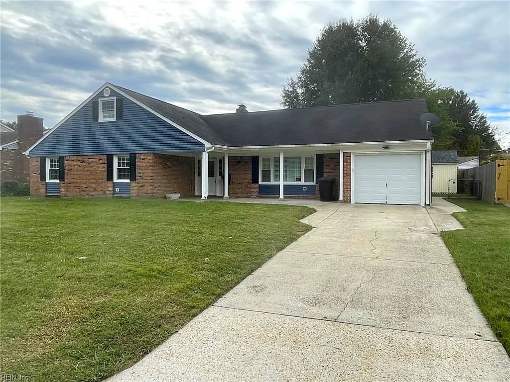 5305 Thornbury Ln, Virginia Beach, VA
