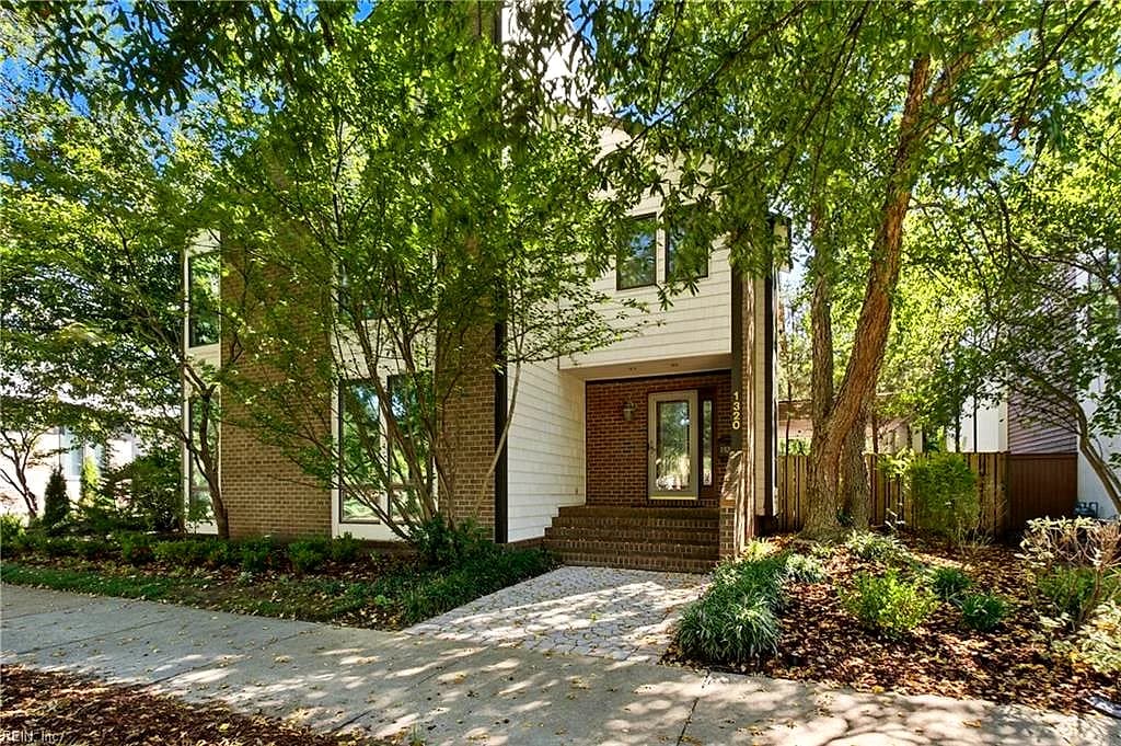 1320 Botetourt GDNS, NORFOLK VA 23517 - Photo 3