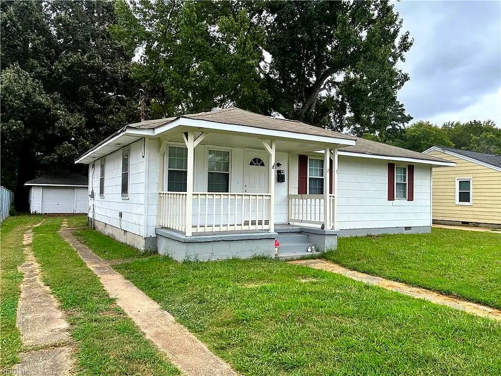 27 Wellington DR, HAMPTON VA 23669 - Main photo