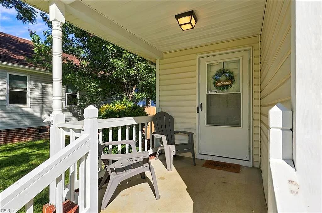 227 Abingdon CIR, SUFFOLK VA 23434 - Photo 5