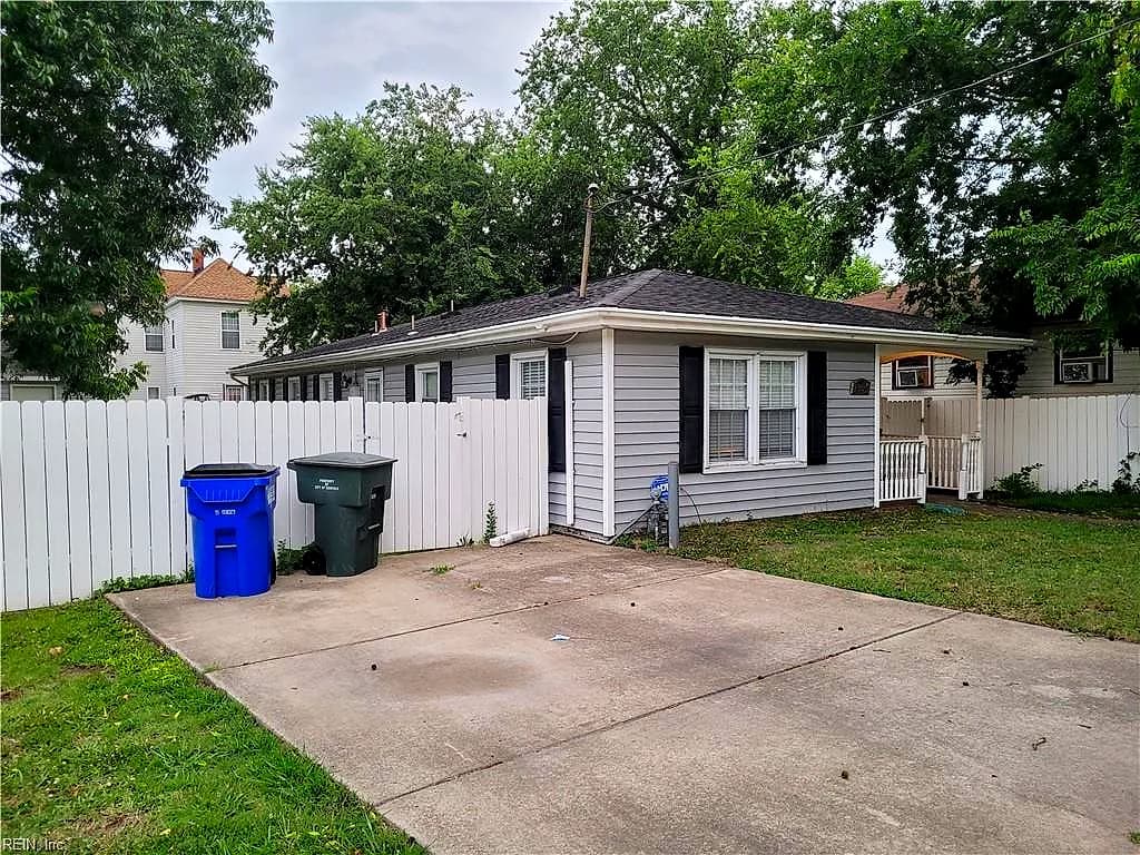 1305 W 37th Street ST, NORFOLK VA 23508 - Photo 5