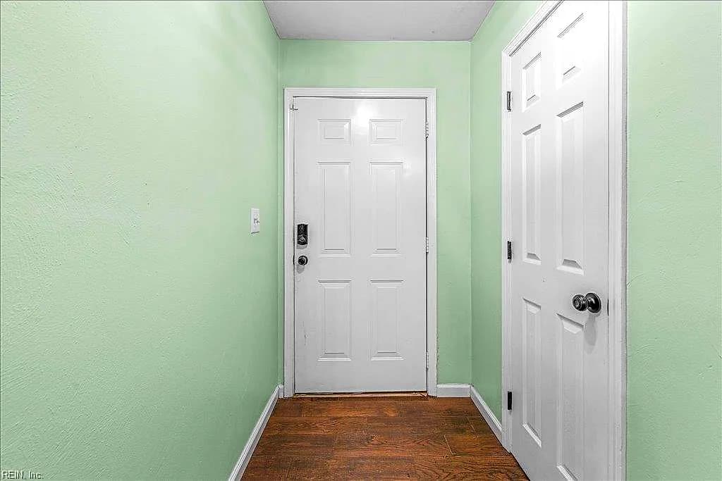 504 Barberton DR #103, VIRGINIA BEACH VA 23451 - Photo 4