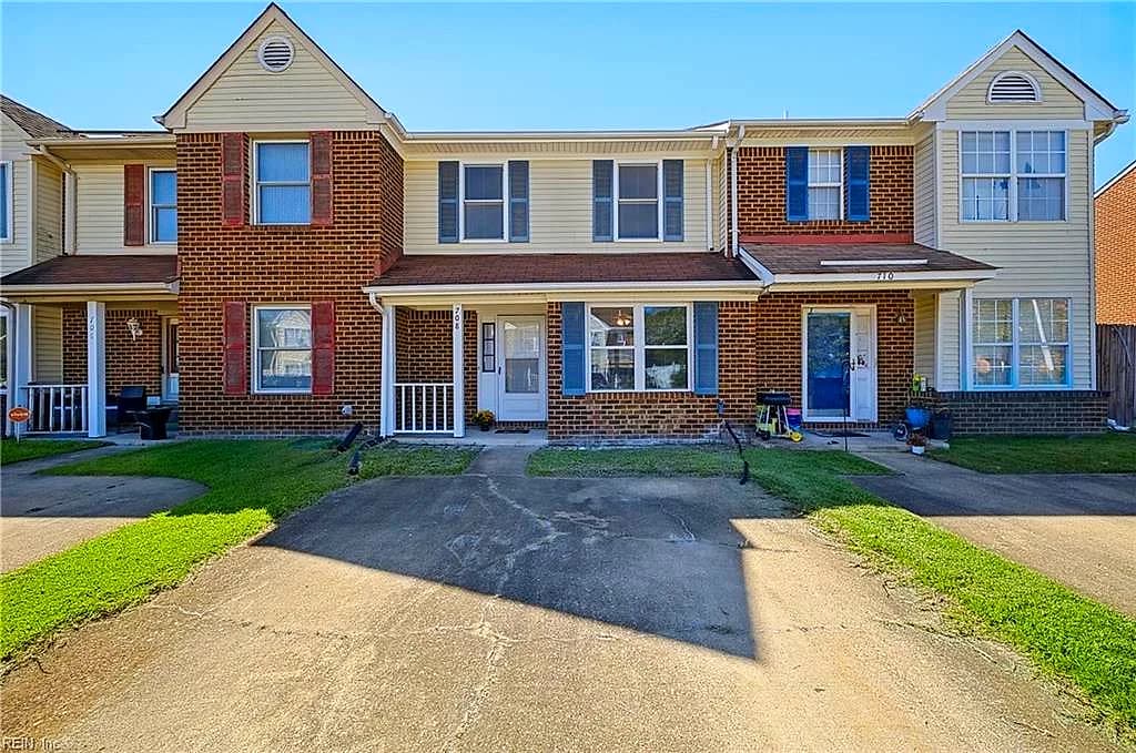 708 Nottaway DR, CHESAPEAKE VA 23320 - Photo 2