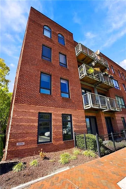 423 Saint Pauls BLVD ##2A, NORFOLK VA 23510 - Photo 4