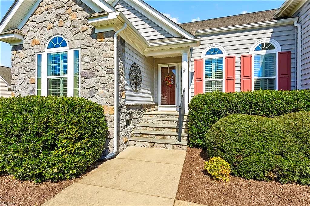 4064 Penzance PL, WILLIAMSBURG VA 23188 - Photo 4