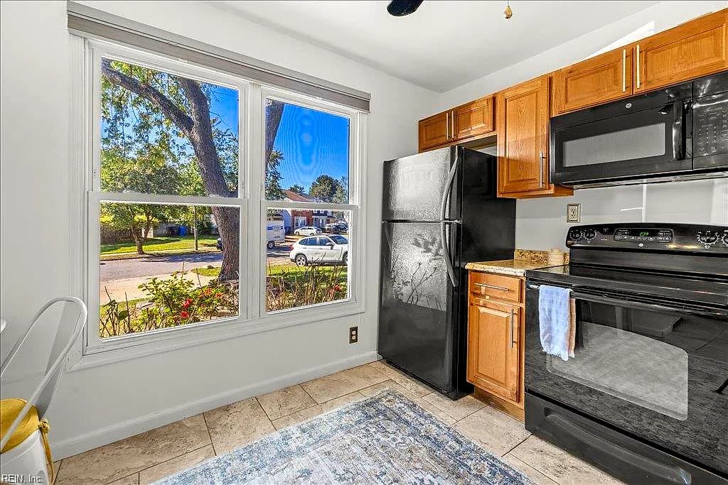 1532 Jameson DR, VIRGINIA BEACH VA 23464 - Photo 5