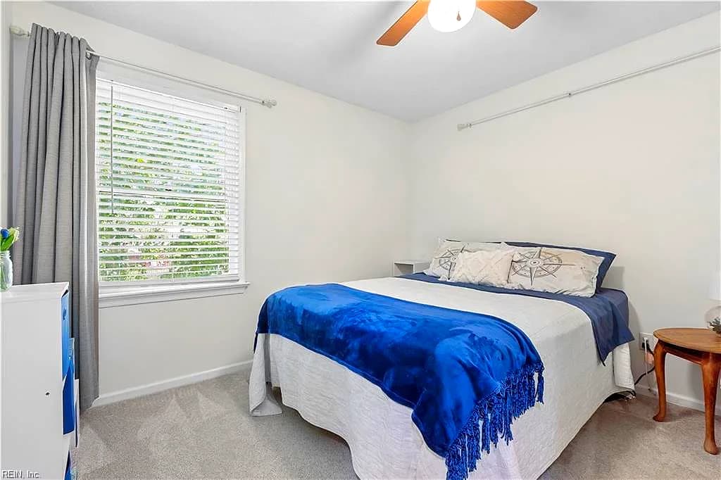 13 Phyllis LN, HAMPTON VA 23666 - Photo 5